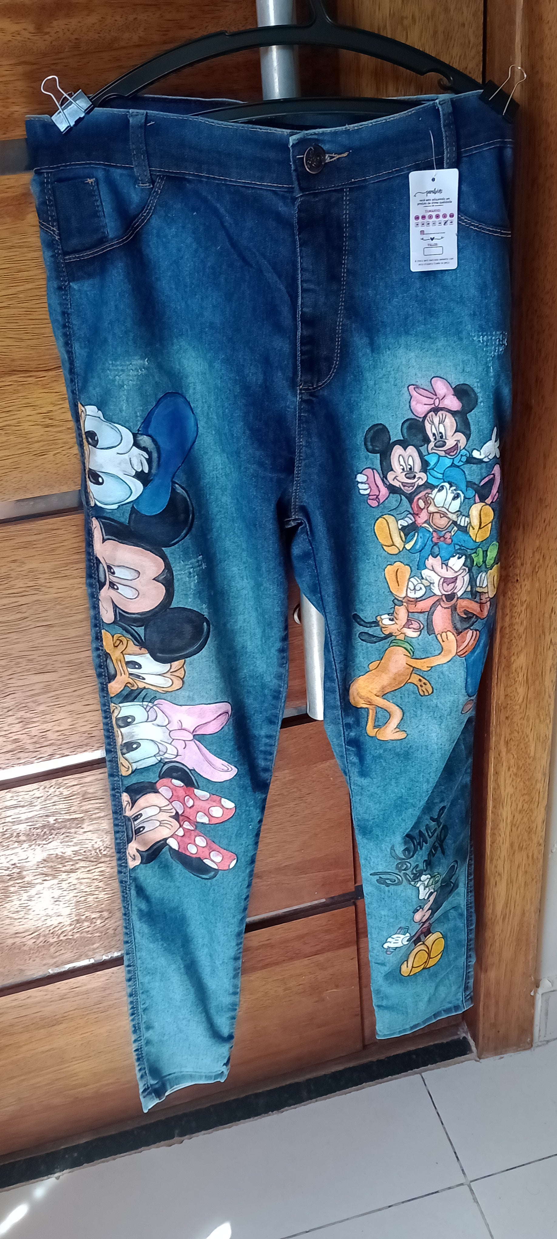 calça jeans mickey